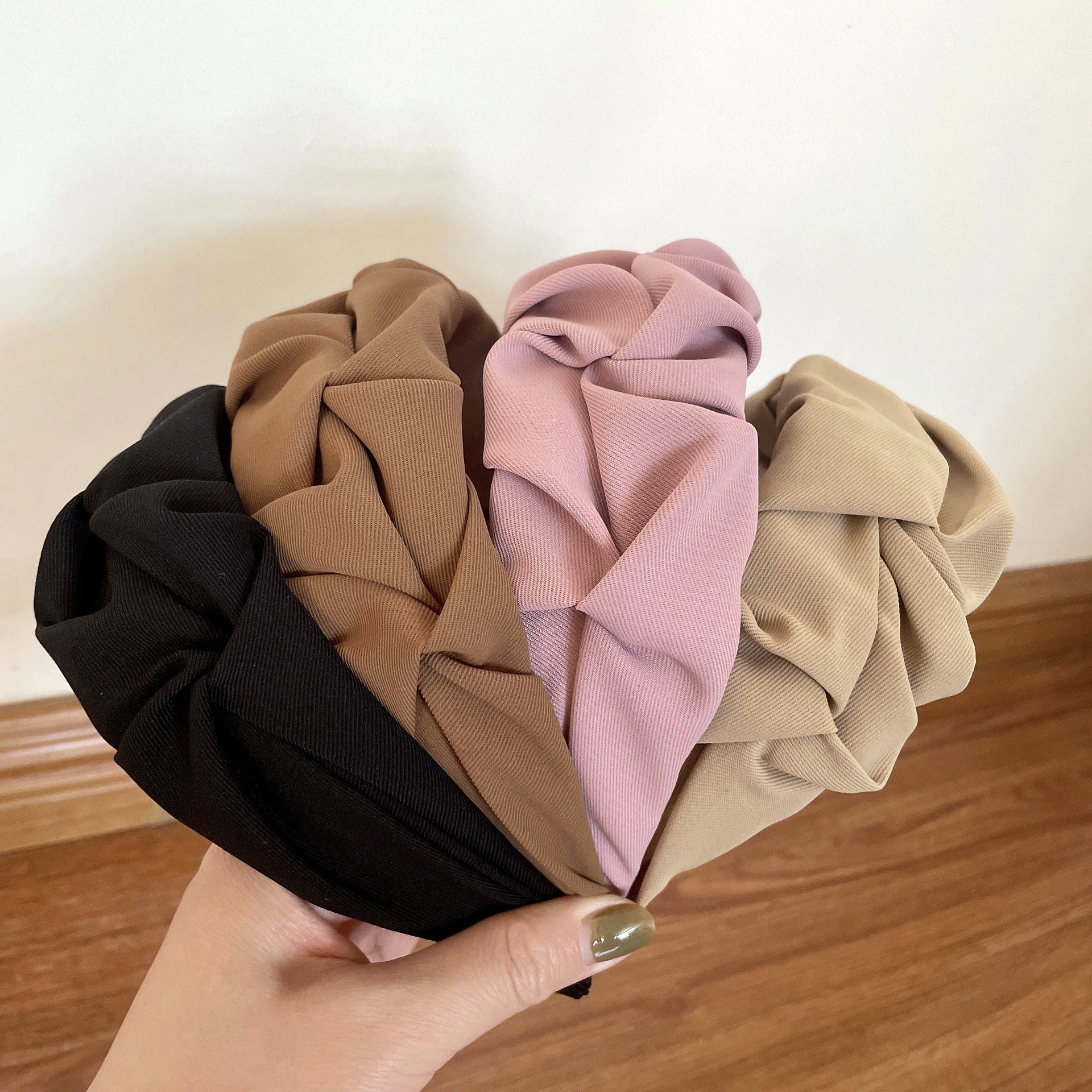 Korean Style Wide brim Pleated Hair Band Fashion Retro Pressed Hair High Head Band Show Face Small Hair Clip Headwear