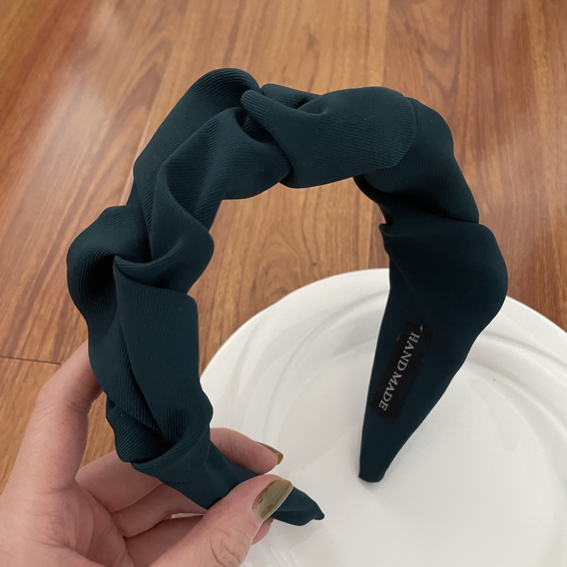 Korean Style Wide brim Pleated Hair Band Fashion Retro Pressed Hair High Head Band Show Face Small Hair Clip Headwear