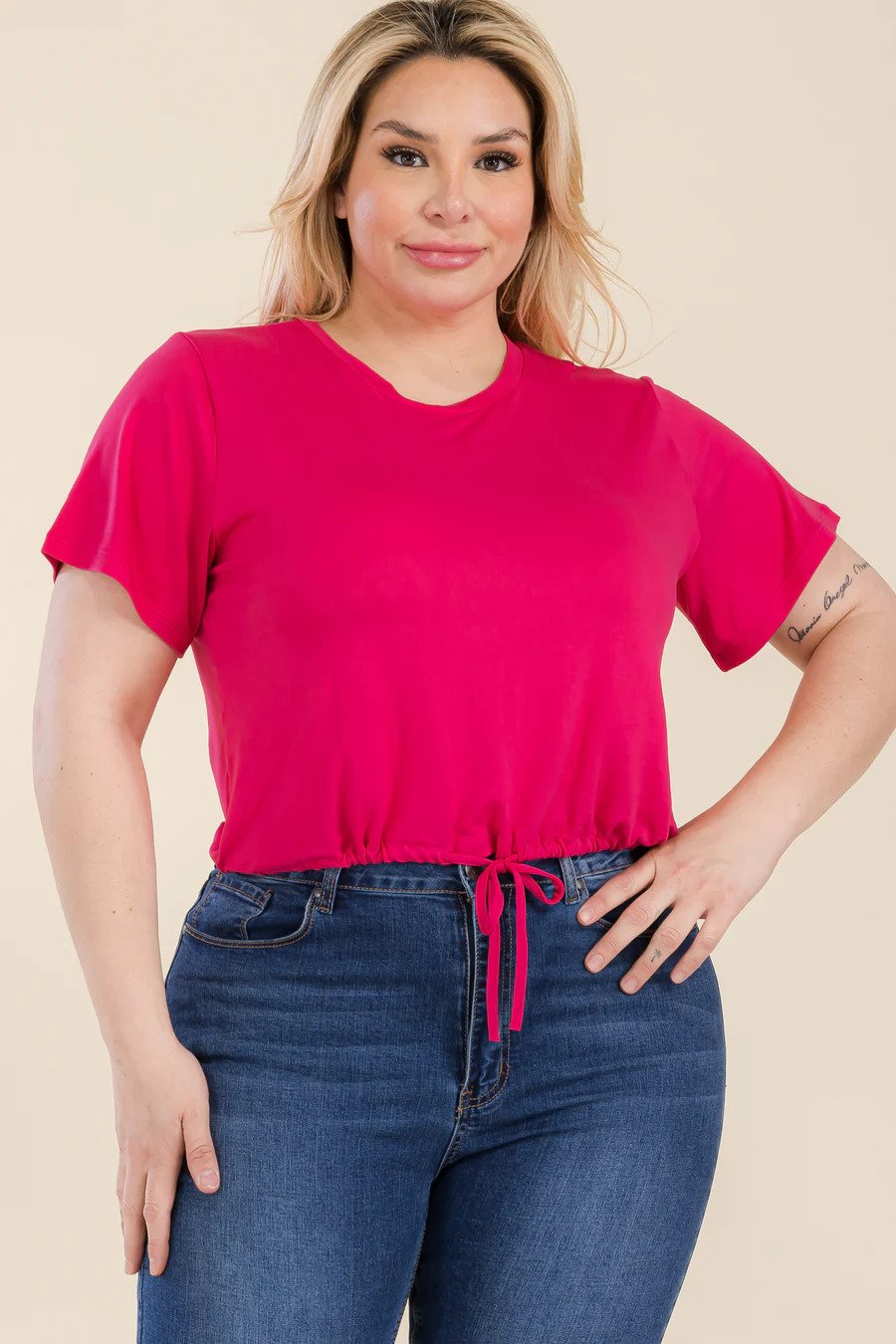 Plus size tie front drawstring short sleeve crop top