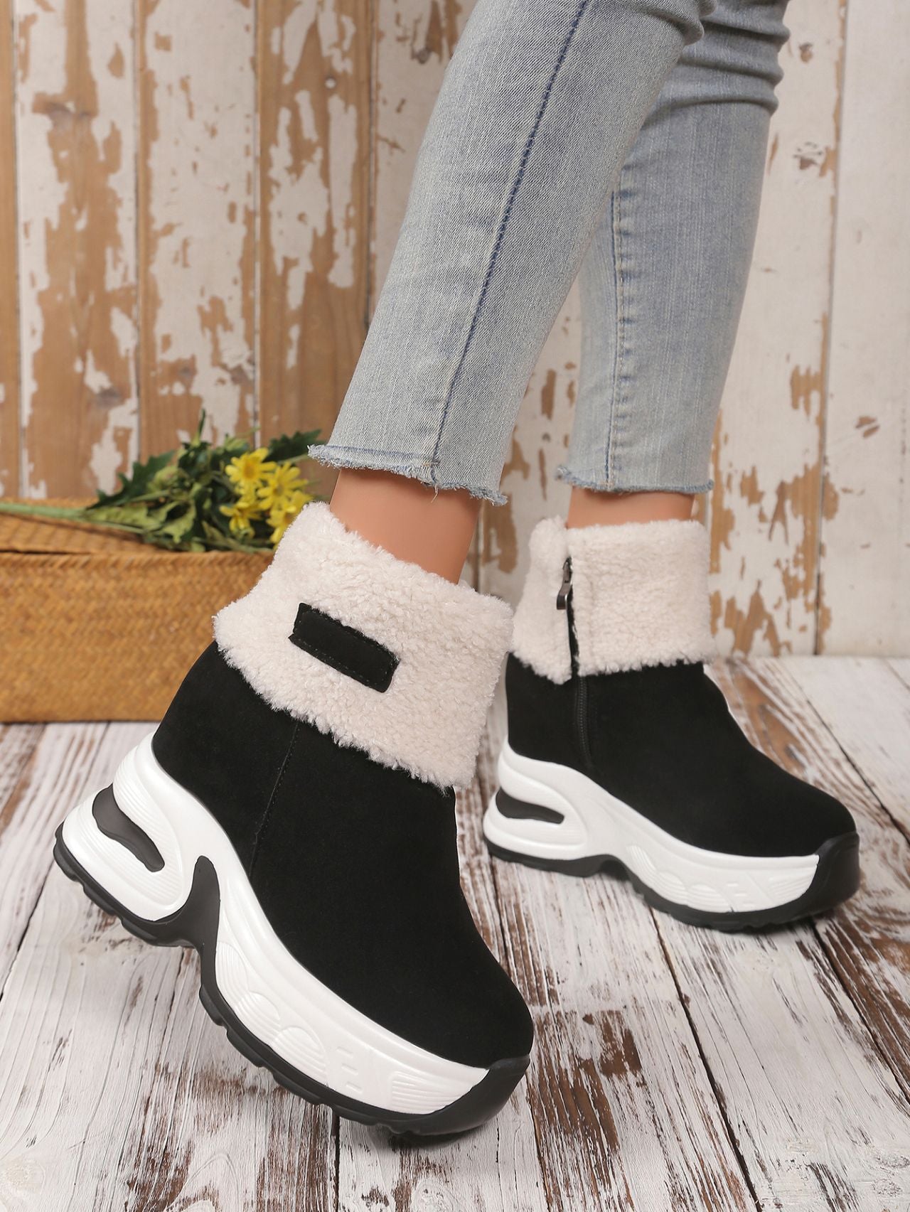 Faux Fur Round Toe Platform Boots