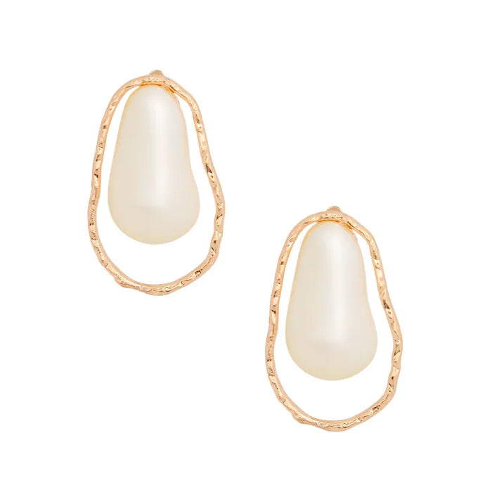 Pearl Organic Teardrop Clip-Ons