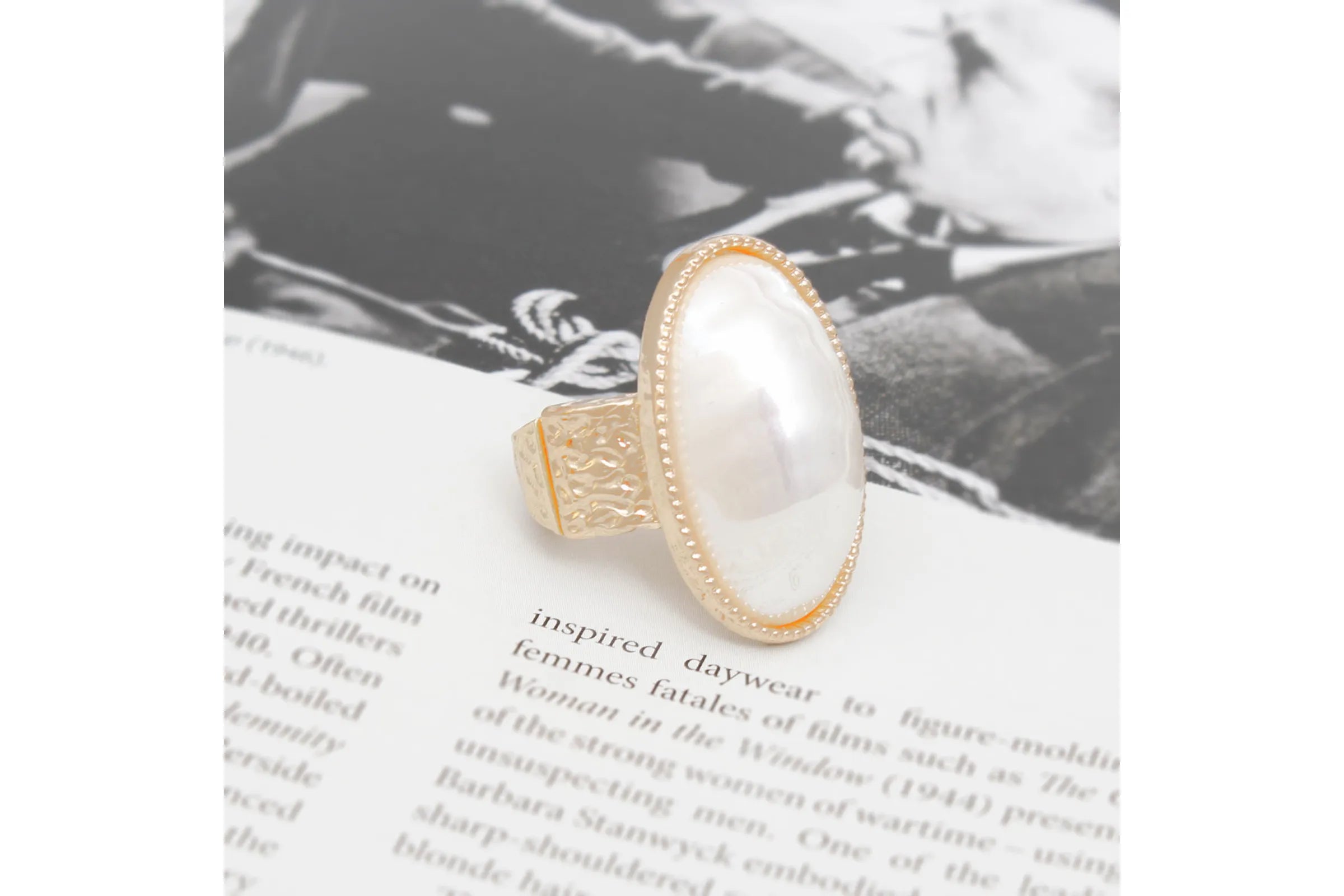 Ring Gold Pearl Oval Cocktail Ring for Women