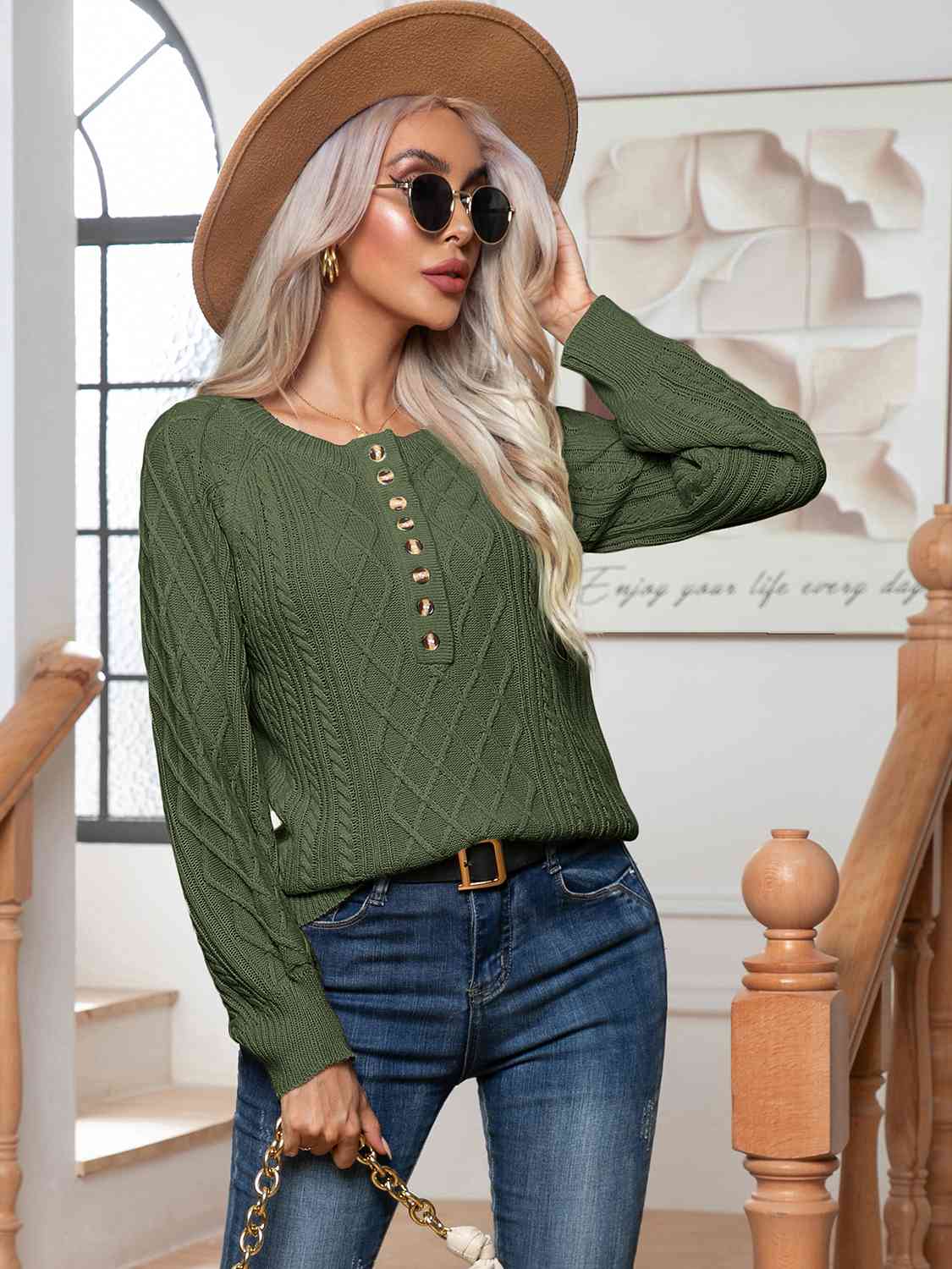 Cable-Knit Round Neck Buttoned Sweater